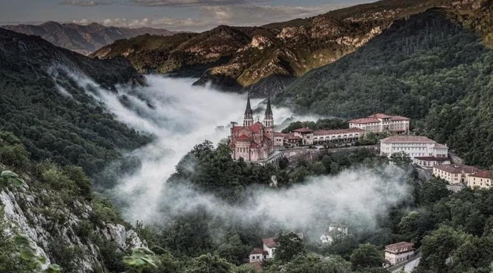 La Salmonera Cangas De Onis Caño Exteriér fotografie