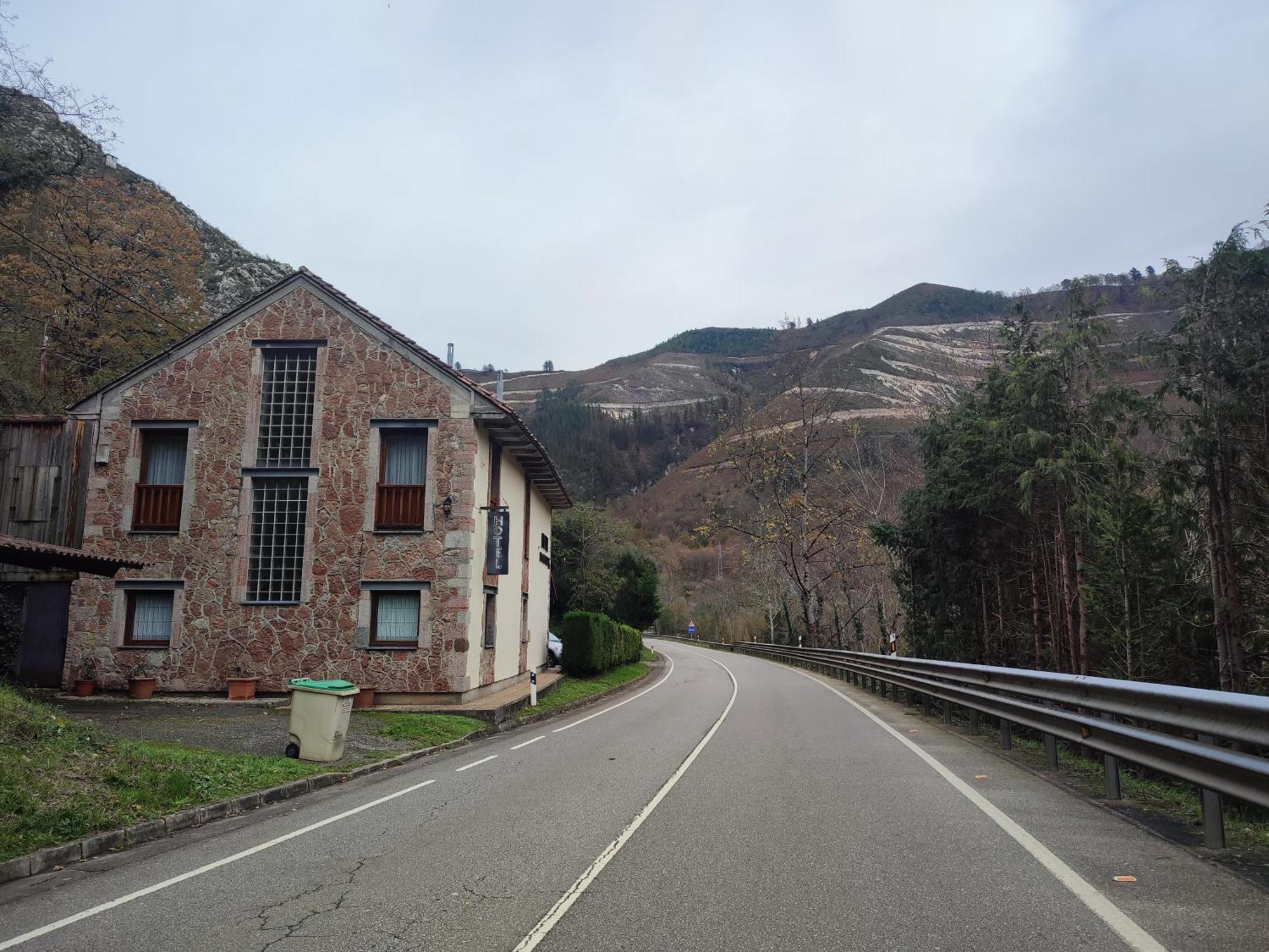 La Salmonera Cangas De Onis Caño Exteriér fotografie